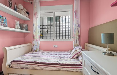 Resale - Villa - Torre de la Horadada - Pueblo Latino