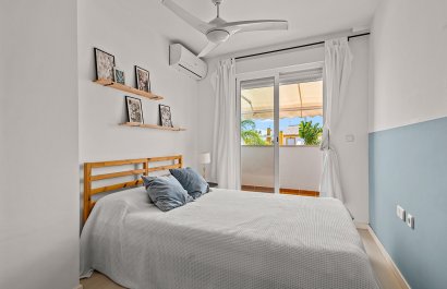 Resale - Villa - Torre de la Horadada - Pueblo Latino