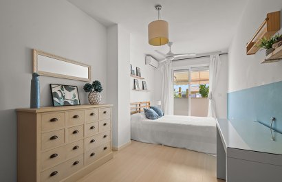 Resale - Villa - Torre de la Horadada - Pueblo Latino