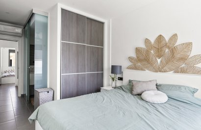 Resale - Apartment / flat - Orihuela Costa - La Zenia