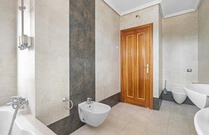 Resale - Villa - Alicante - Rebolledo