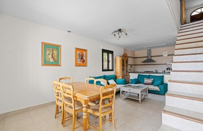 Resale - Villa - Alicante - Rebolledo