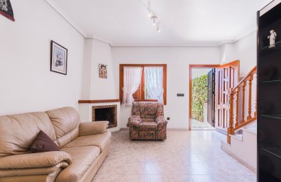 Resale - Townhouse / Duplex / Corner - Orihuela Costa - Playa Flamenca