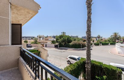 Resale - Townhouse / Duplex / Corner - Orihuela Costa - Playa Flamenca