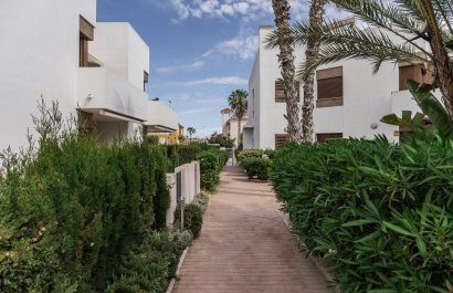 Resale - Apartment / flat - Orihuela Costa - La Zenia