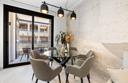 Resale - Apartment / flat - Torrevieia - Playa del Cura