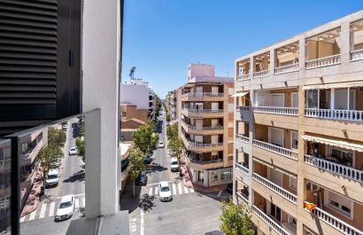 Resale - Apartment / flat - Torrevieia - Playa del Cura
