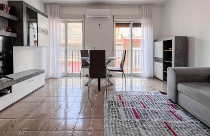 Resale - Apartment / flat - Alicante - Center