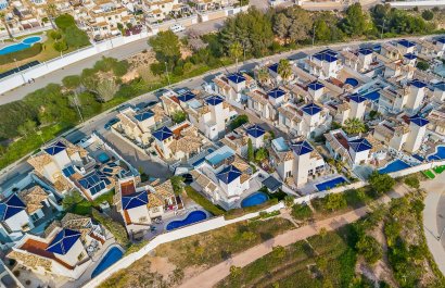 Resale - Villa - Orihuela Costa - Playa Flamenca