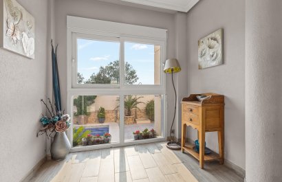 Resale - Villa - Orihuela Costa - Playa Flamenca