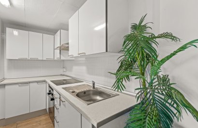 Resale - Villa - Orihuela Costa - Playa Flamenca