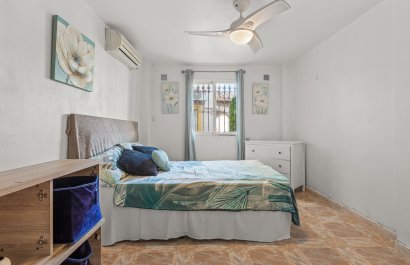 Resale - Villa - Orihuela Costa - Playa Flamenca