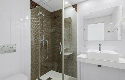 Resale - Apartment / flat - Torrevieia - Punta Prima