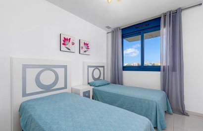 Resale - Apartment / flat - Torrevieia - Punta Prima