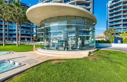 Resale - Apartment / flat - Torrevieia - Punta Prima