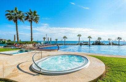 Resale - Apartment / flat - Torrevieia - Punta Prima