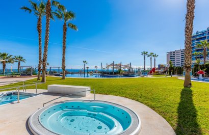 Resale - Apartment / flat - Torrevieia - Punta Prima