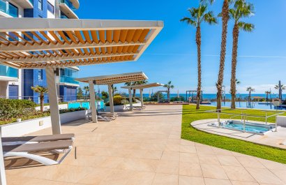 Resale - Apartment / flat - Torrevieia - Punta Prima