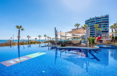 Resale - Apartment / flat - Torrevieia - Punta Prima