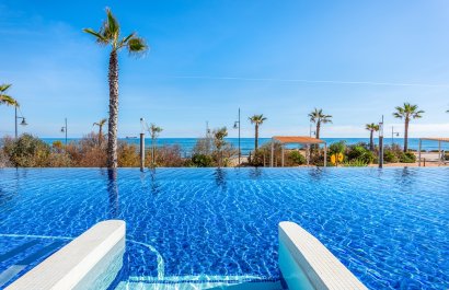 Resale - Apartment / flat - Torrevieia - Punta Prima