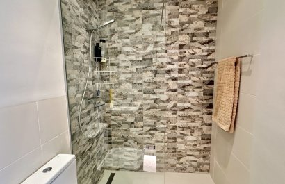 Resale - Apartment / flat - Orihuela Costa - Villamartín