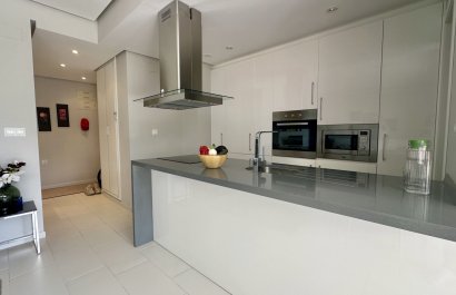 Resale - Apartment / flat - Orihuela Costa - Villamartín