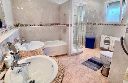 Resale - Villa - Benferri