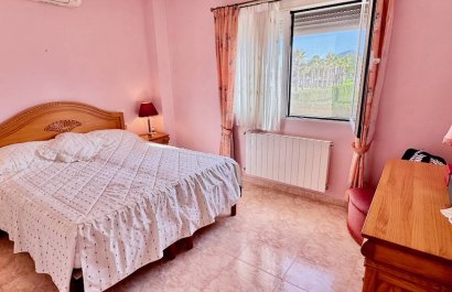 Resale - Villa - Benferri