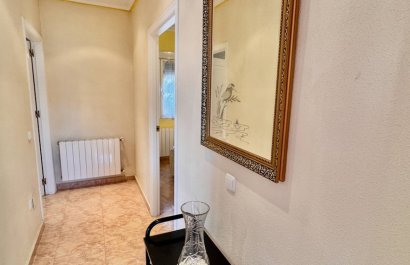 Resale - Villa - Benferri