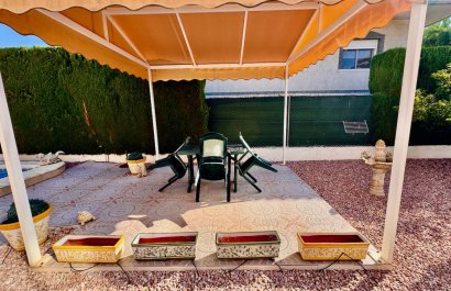 Resale - Villa - Benferri