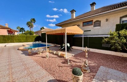 Resale - Villa - Benferri