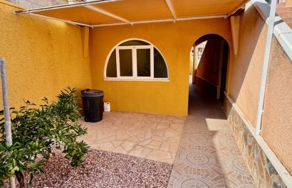 Resale - Villa - Benferri