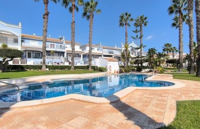 Resale - Townhouse / Duplex / Corner - Ciudad Quesada - Doña Pepa