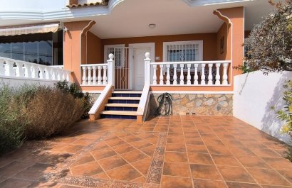 Resale - Townhouse / Duplex / Corner - Ciudad Quesada - Doña Pepa