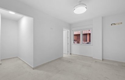 Resale - Apartment / flat - Torrevieia - El Acequión - Los Náufragos