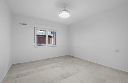 Resale - Apartment / flat - Torrevieia - El Acequión - Los Náufragos