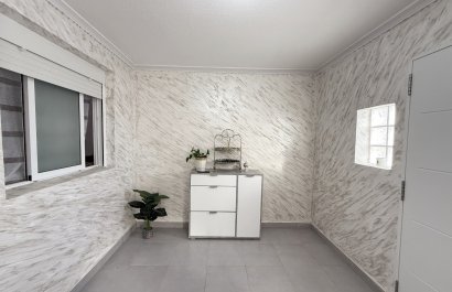 Resale - Townhouse / Duplex / Corner - Los Alcázares