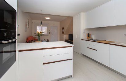 Resale - Apartment / flat - Los Balcones - Torrevieja