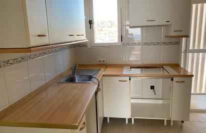 Resale - Apartment / flat - Benidorm - 1ª Linea