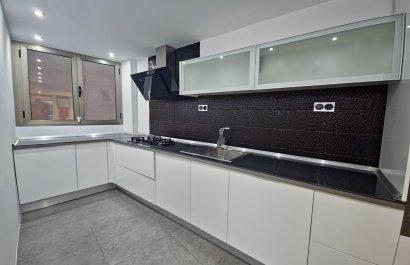 Resale - Apartment / flat - Torrevieia - Playa del Cura