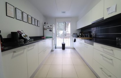 Resale - Townhouse / Duplex / Corner - Benijofar