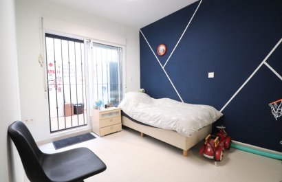 Resale - Townhouse / Duplex / Corner - Benijofar