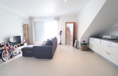 Resale - Townhouse / Duplex / Corner - Benijofar