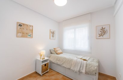 Resale - Townhouse / Duplex / Corner - Orihuela Costa - Villamartín