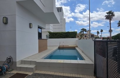 Resale - Villa - Ciudad Quesada