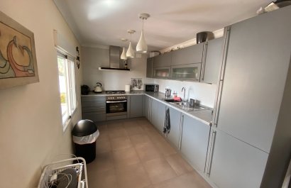 Reventa - Villa - Sax