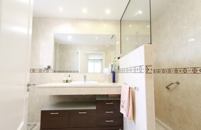 Herverkoop - Villa - San Vicente del Raspeig