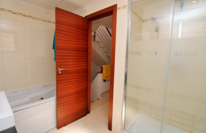 Resale - Apartment / flat - Cabo Roig