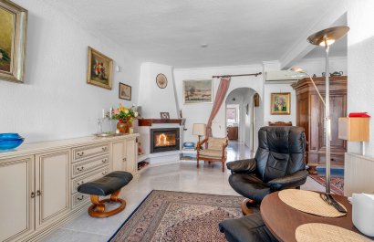 Resale - Villa - Orihuela Costa - Punta Prima