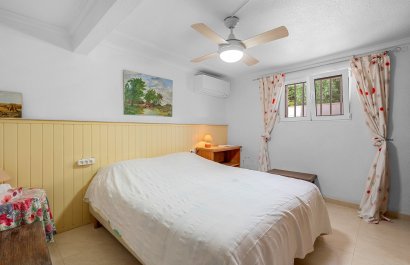 Resale - Villa - Orihuela Costa - Punta Prima